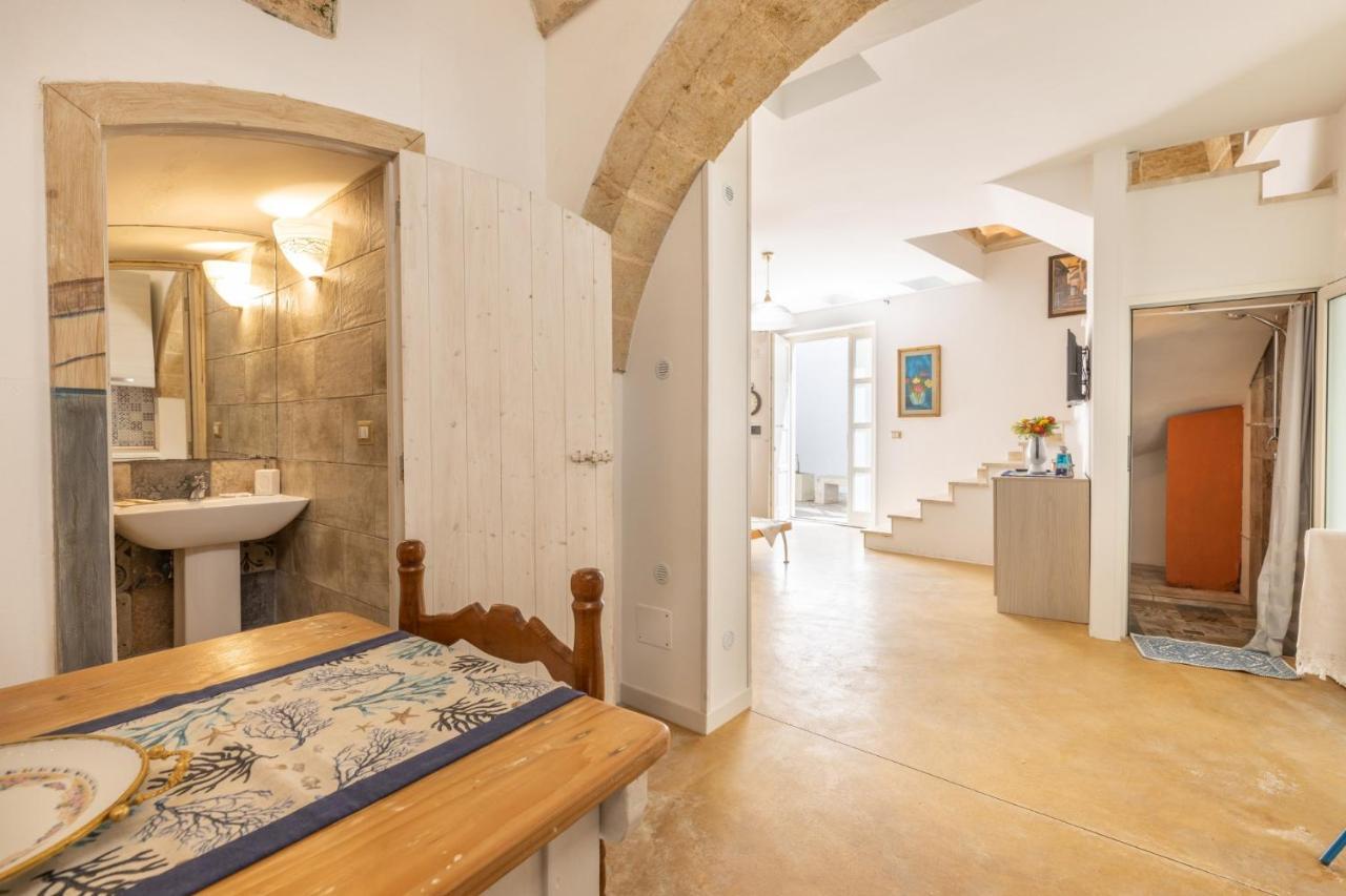 Appartement Dimora Il Castello à Racale Extérieur photo