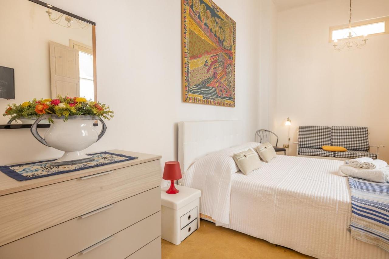Appartement Dimora Il Castello à Racale Extérieur photo