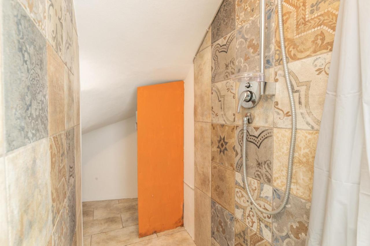 Appartement Dimora Il Castello à Racale Extérieur photo